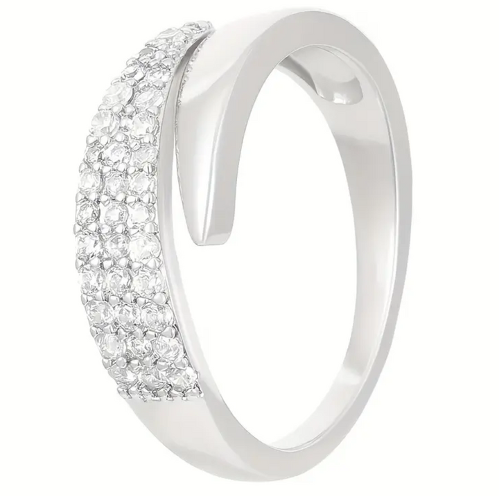 Elegant Gold Ring With Sparkling Stones