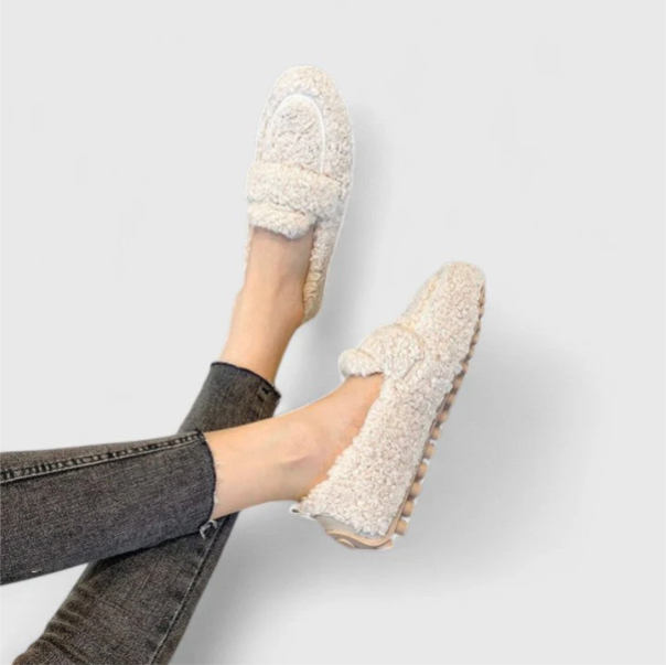 Solenne™ | Warm Slippers With An Elegant Design
