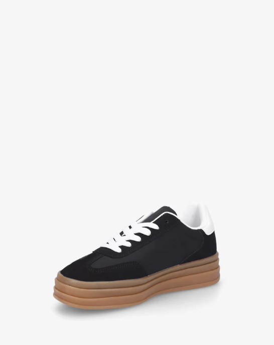 Contrasting Panel Sneakers