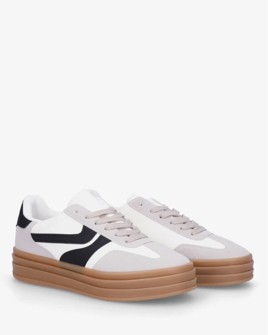 Contrasting Panel Sneakers